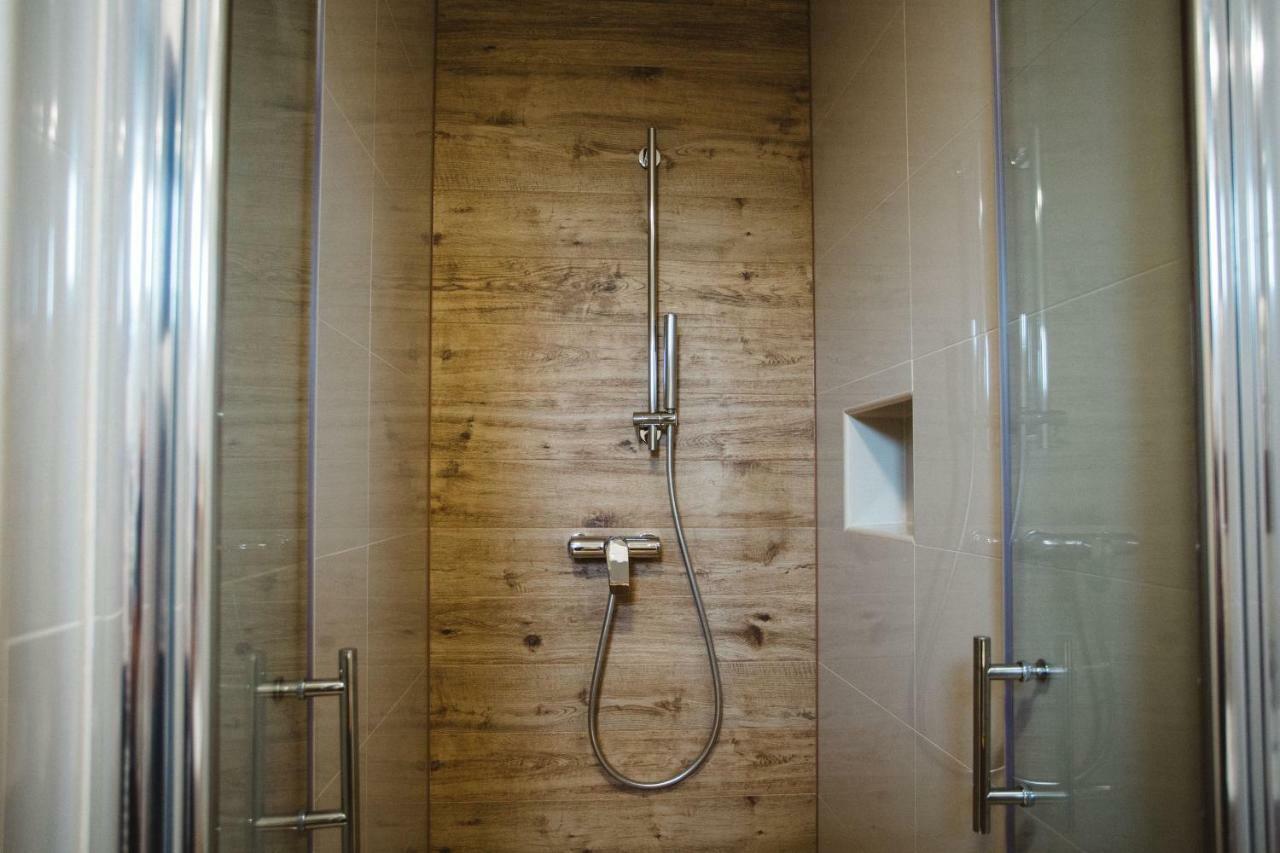 Hotel Zelenkrov Cepin Luaran gambar