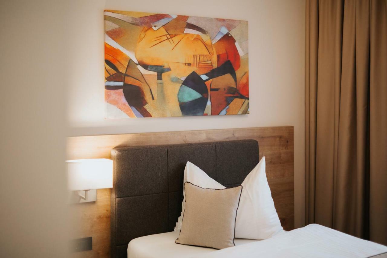 Hotel Zelenkrov Cepin Luaran gambar